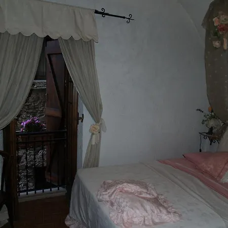 Le Petit Chateau *